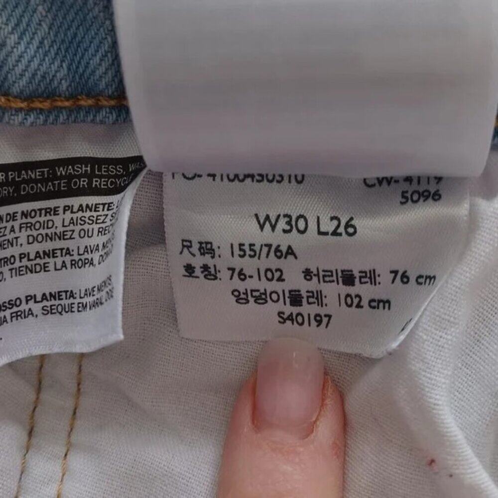 OOAK Custom Light Pink Tinted VTG Levi's 501 Destroyed Jeans 30 - Picture 3 of 16